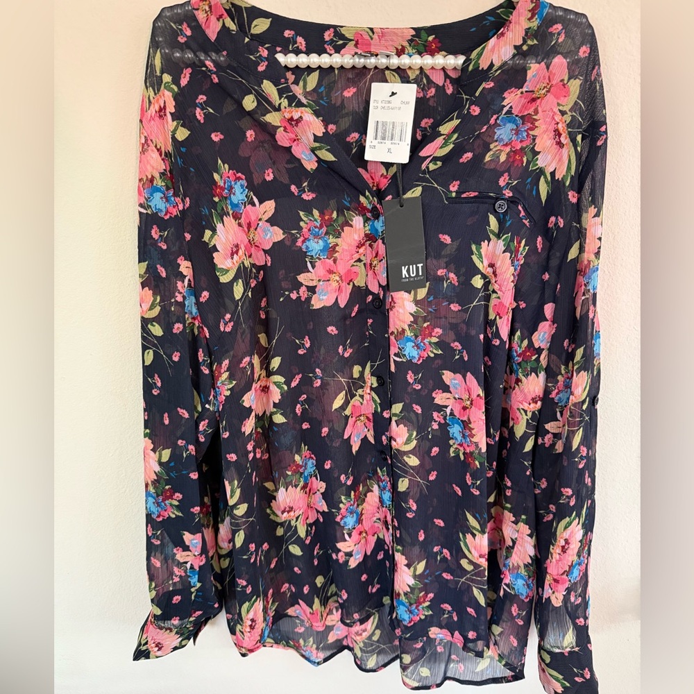 KUT FROM THE KLOTH
Jasmine Chiffon Shirt - Chelles Bouquet Navy - Picture 3 of 9